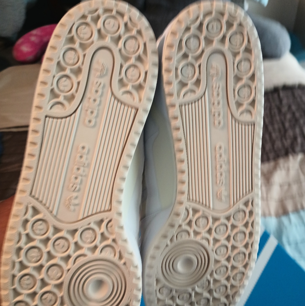 12.5 men fits Adidas Forum - Picture 9 of 10